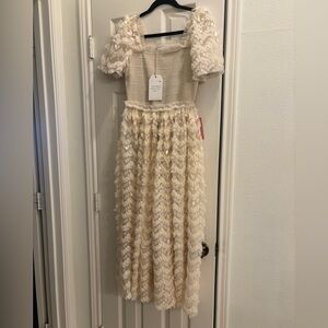 Elegant Cream Midi Dress